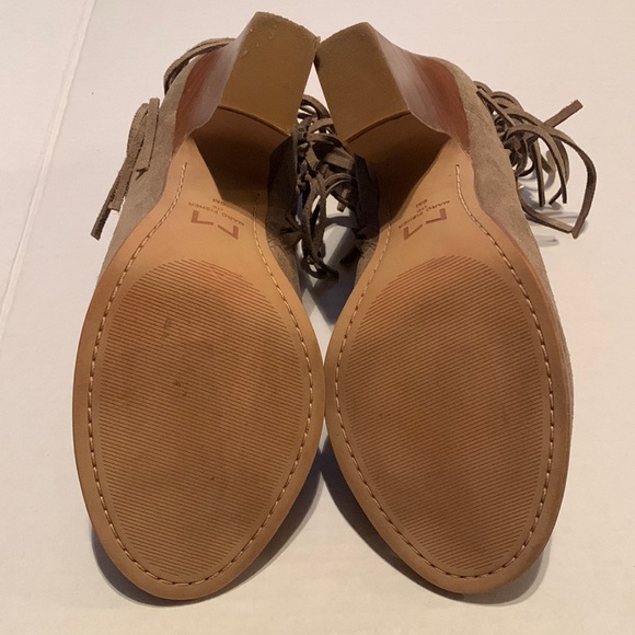 Marc Fisher bootie with fringes - Picture 5 of 8